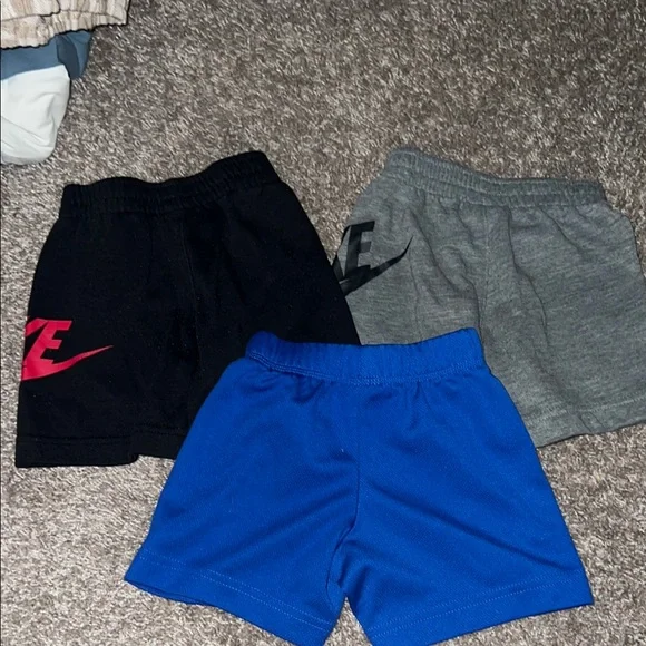 Nike Kids Shorts Set - Black, Gray, and Blue - Picture 3 of 4